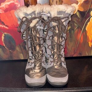 NWOT Kamik Waterproof Winter Boots super gorgeous + super functional